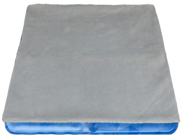 CoolPets Dog Mat 24/7 Anti-Slip Cover (120x75cm) XL